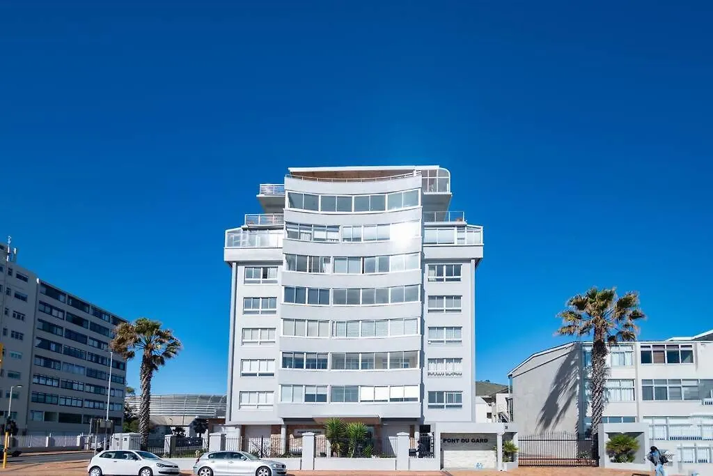 Coastal Comfort 2-Bedroom In Mouille Point Cape Town