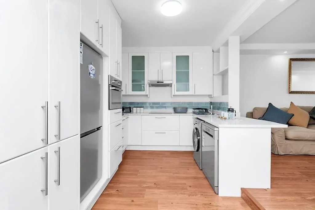 Coastal Comfort 2-Bedroom In Mouille Point Cape Town South Africa
